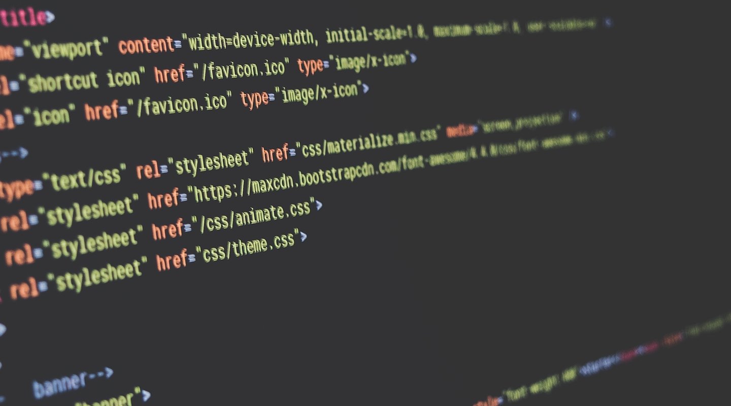 Formular per Ajax Photo of a computer screen showing some HTML Code.